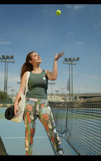 Drawn to Move Leggings